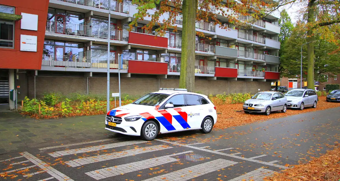 Politie ramt woning open voor ambulancedienst - Foto 11