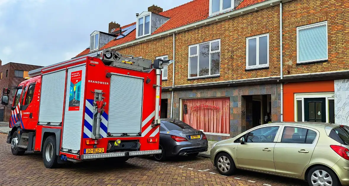 Brandweer en netbeheerder ingezet nadat woning spanningsloos raken - Foto 4