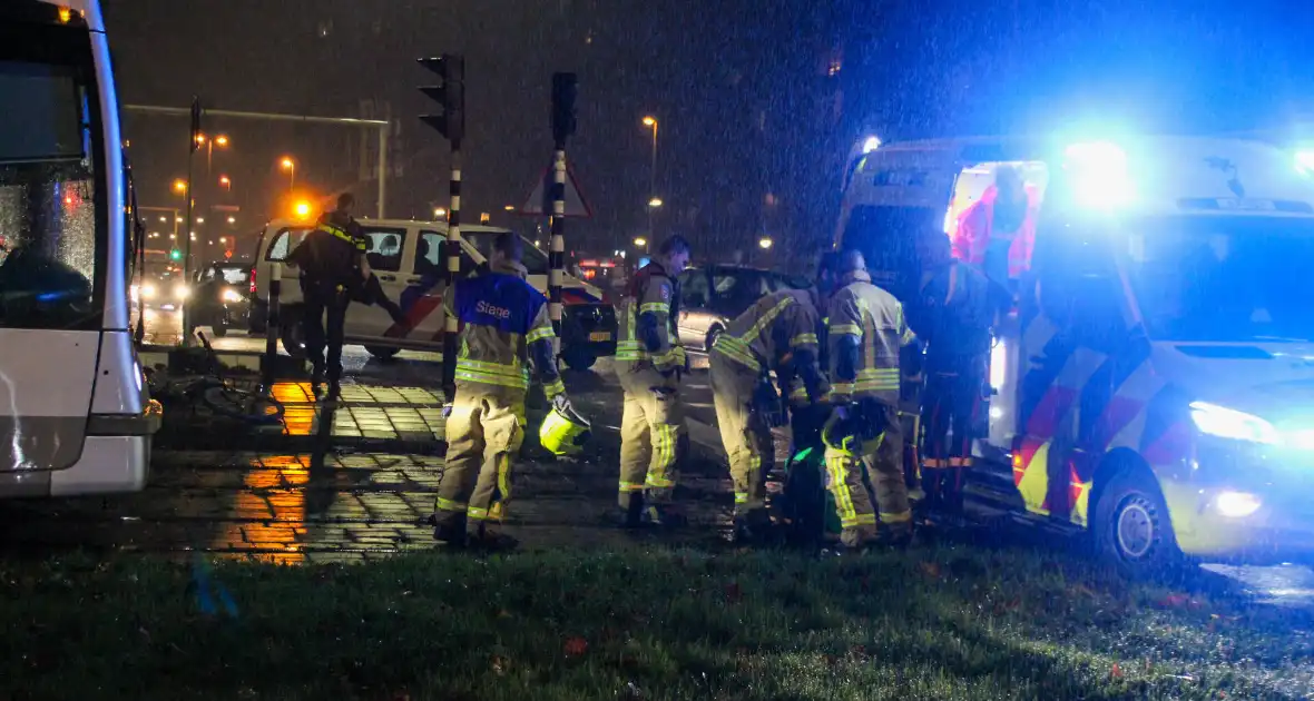 Maaltijdbezorger aangereden door tram - Foto 2