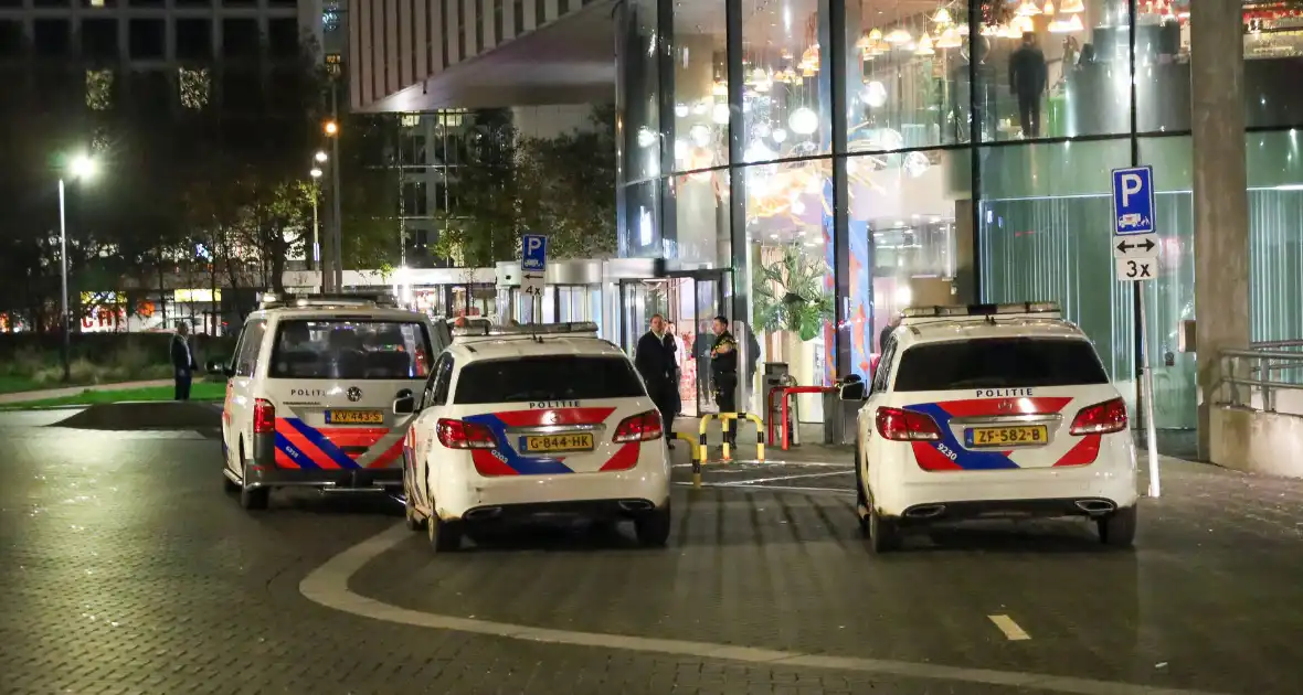 Traumateam opgeroepen na ruzie in hotelkamer - Foto 5