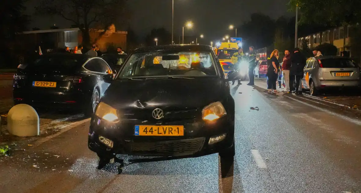 Automobilist krijgt harde botsing met scooterrijder - Foto 3