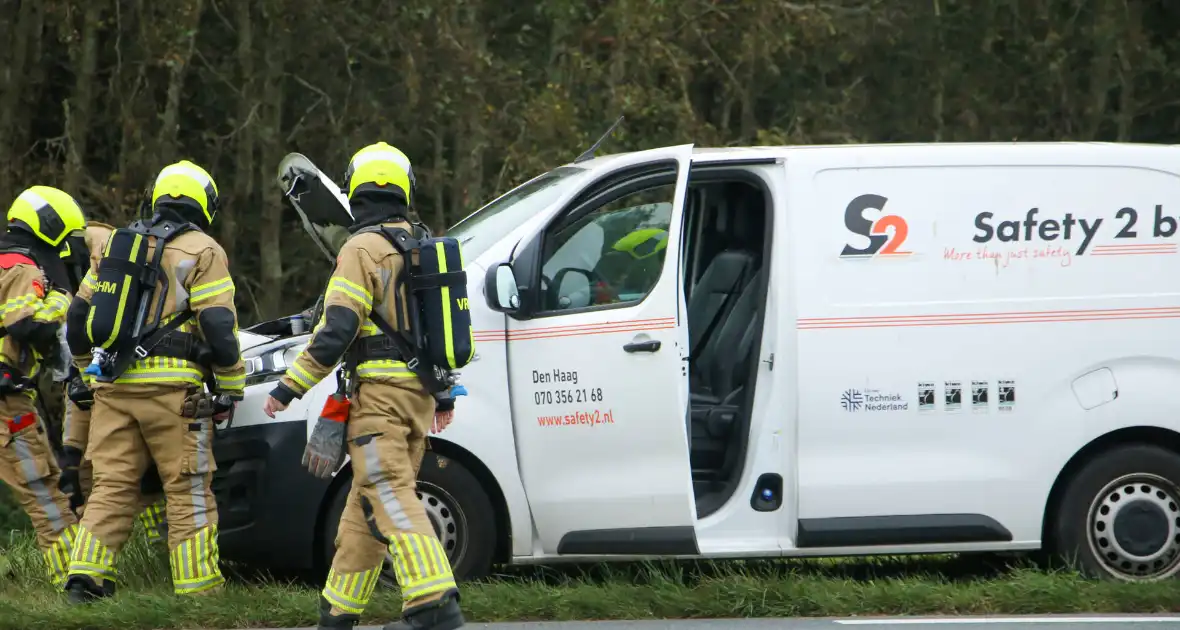 Flinke vertraging na botsing tussen bestelbussen - Foto 3