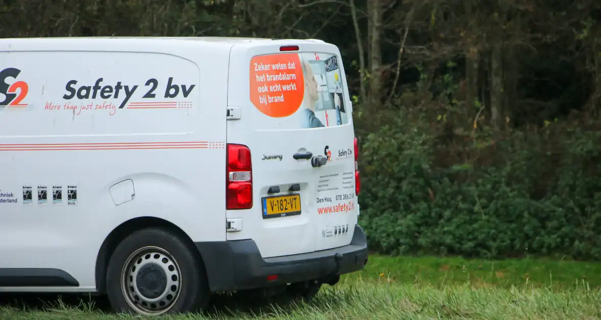 Flinke vertraging na botsing tussen bestelbussen - Foto 5