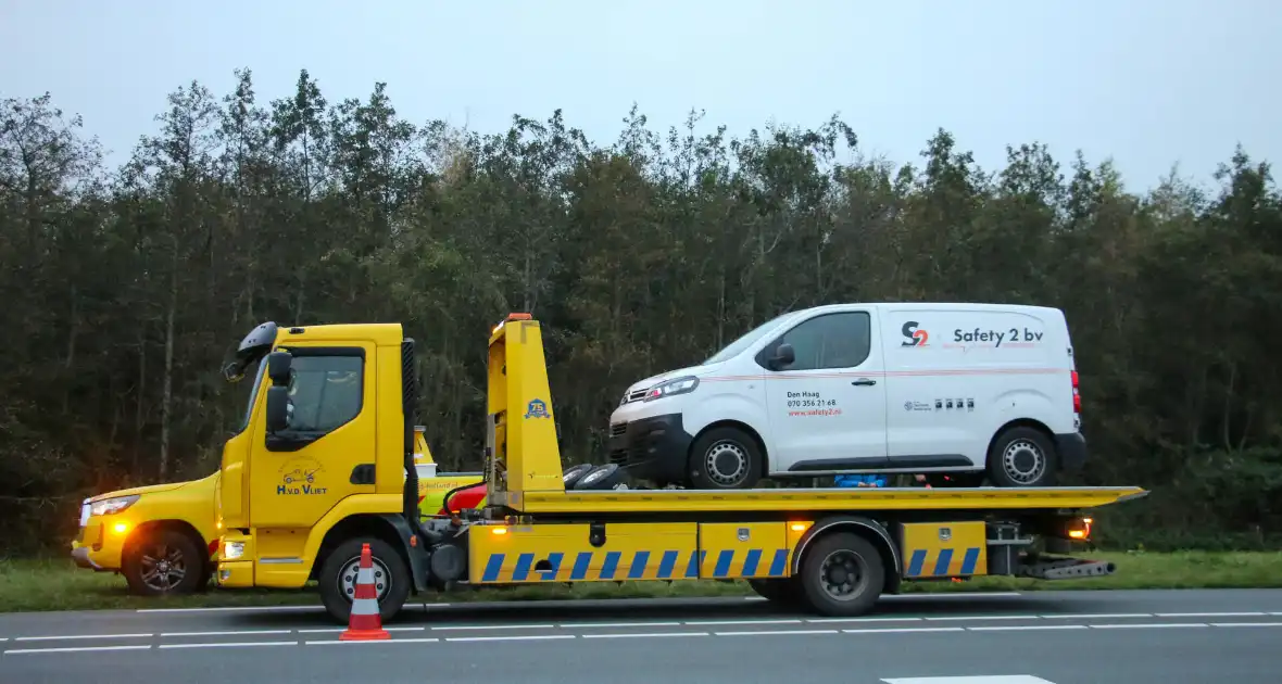 Flinke vertraging na botsing tussen bestelbussen - Foto 7