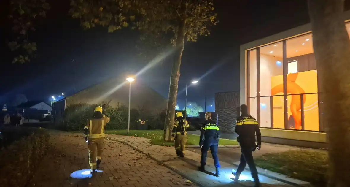 Onderzoek naar mogelijk brand in sportcentrum - Foto 10