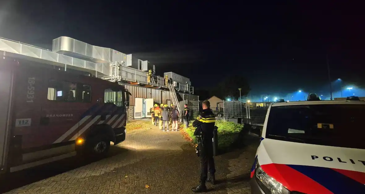 Onderzoek naar mogelijk brand in sportcentrum - Foto 3