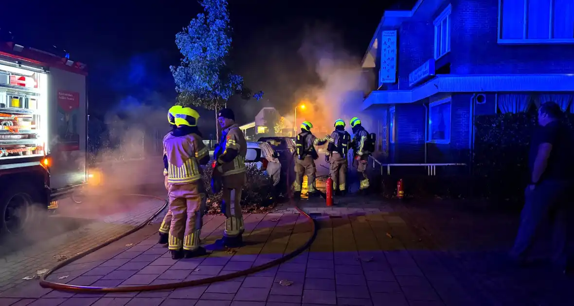 Scooter vliegt in brand tijdens rijden - Foto 9