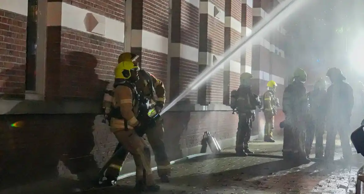 Tweede uitslaande brand in paar uur tijd - Foto 14