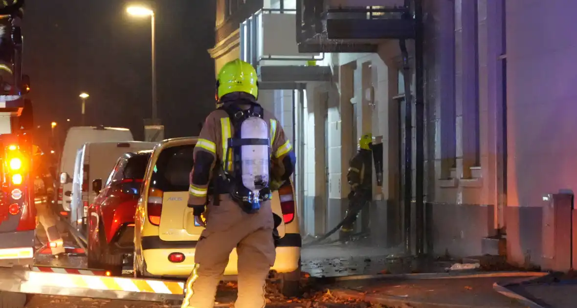 Tweede uitslaande brand in paar uur tijd - Foto 23