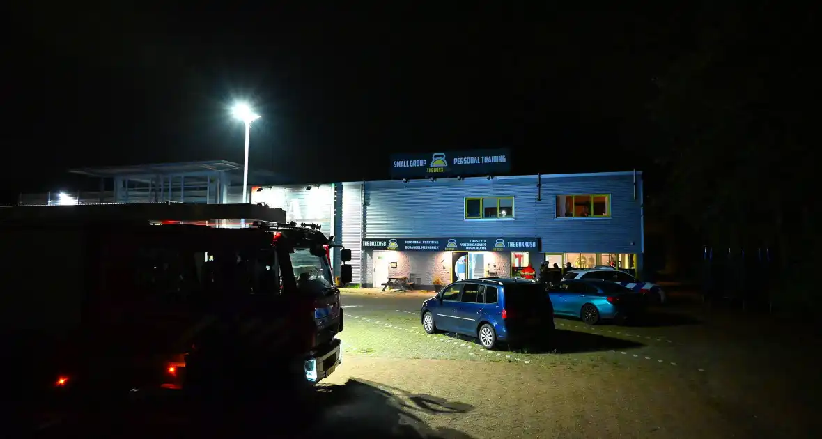 Mistalarm in sportschool voor brand aangezien - Foto 1