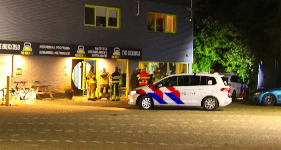 Mistalarm in sportschool voor brand aangezien - Foto 4