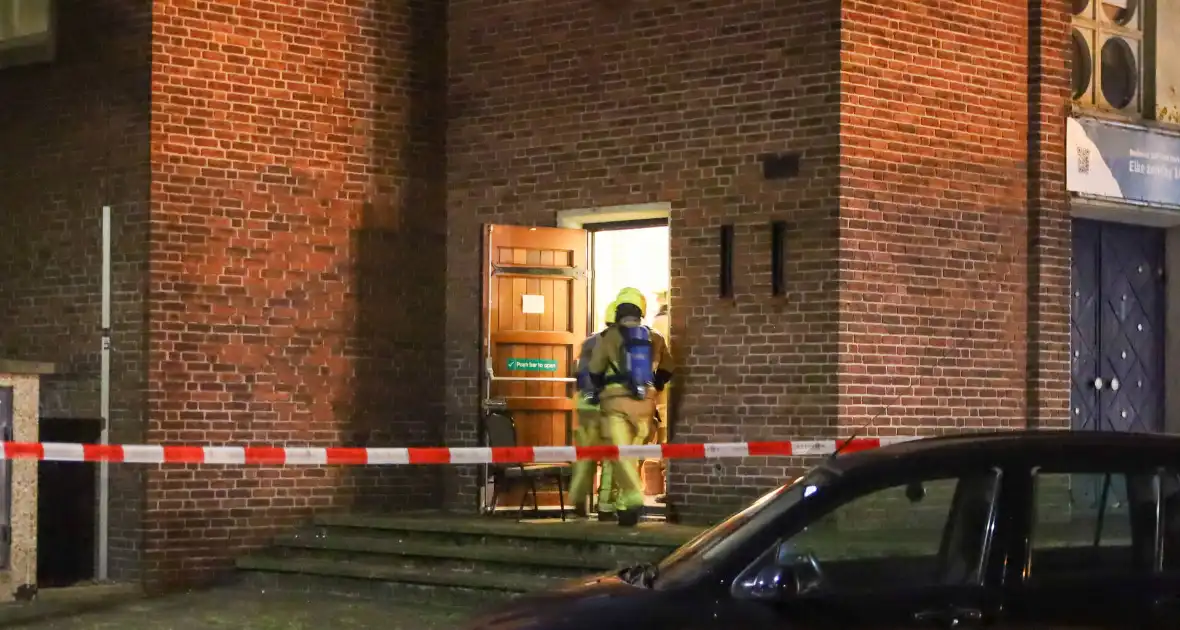 Brand in kerk ontdekt door aanwezigen - Foto 2