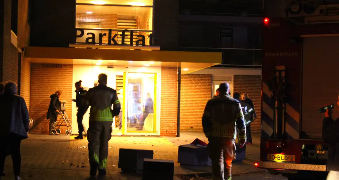 Ouderen ontruimd wegens brand in flat - Foto 4