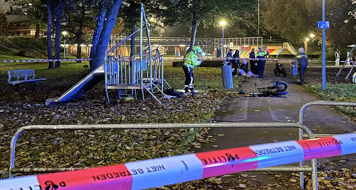 Zwaargewonden bij schietpartij in speeltuin - Foto 1