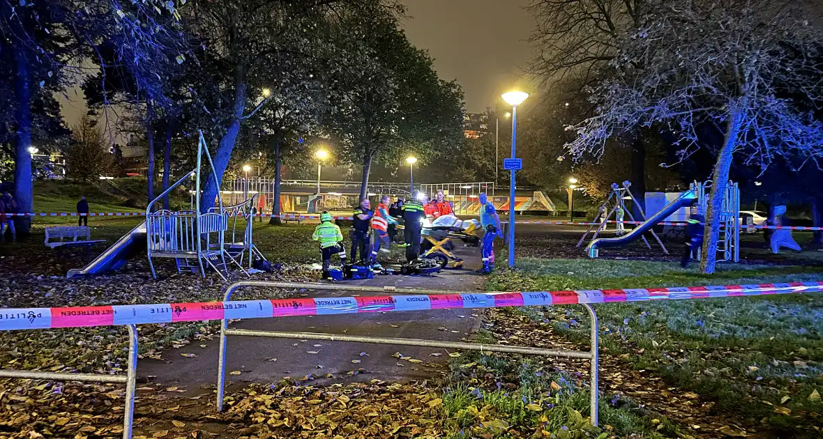 Zwaargewonden bij schietpartij in speeltuin - Foto 2