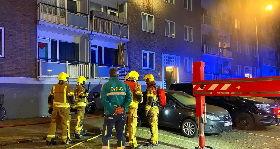 Veel rookontwikkeling bij brand in flatwoning - Foto 4