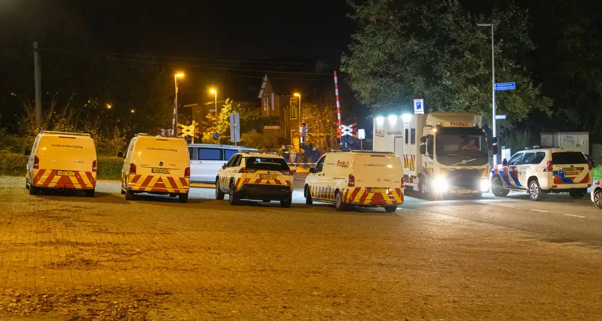 Persoon overleden na aanrijding met trein - Foto 11