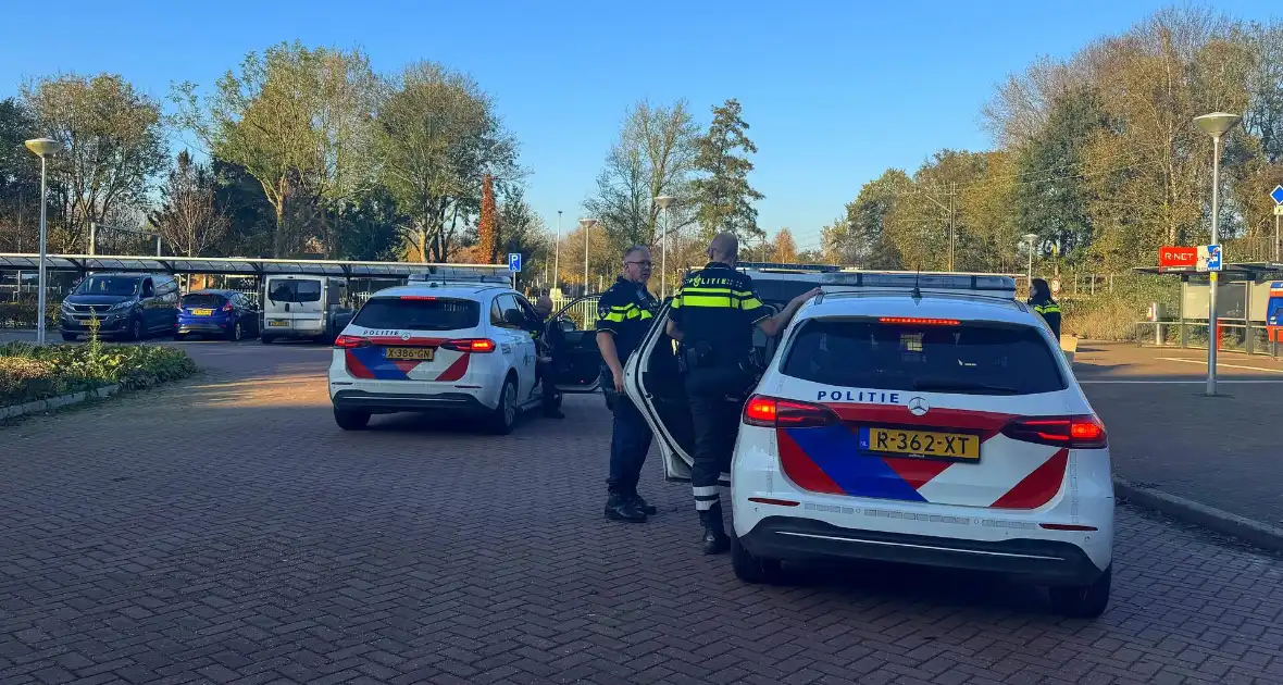 Meerdere aanhoudingen na lastigvallen van vrouw - Foto 5