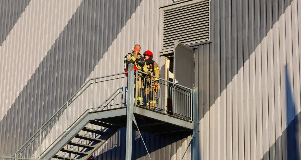 Bouwmarkt ontruimd vanwege brand - Foto 9