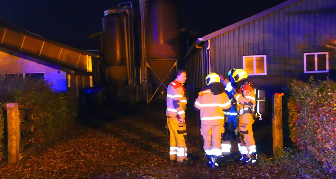 Veel rookontwikkeling bij grote brand op boerderij - Foto 2