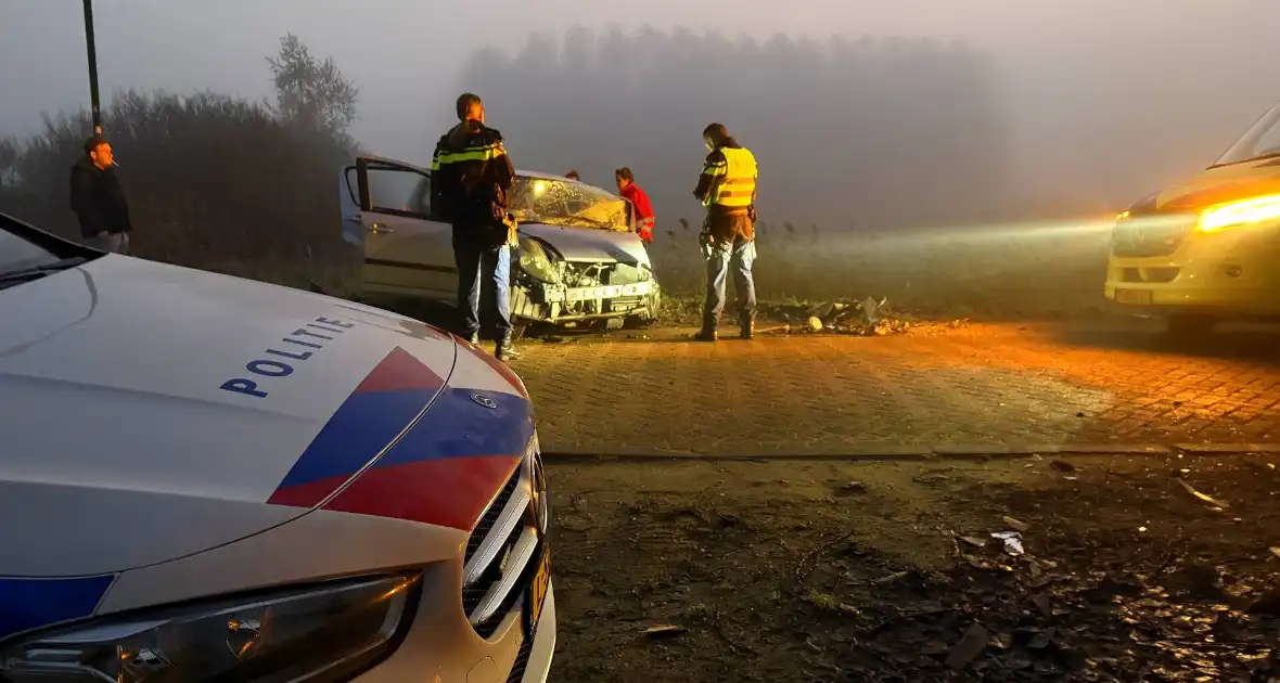 Flinke schade na verkeersongeval - Foto 2