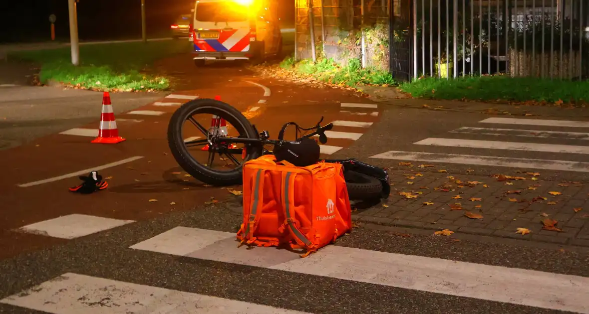 Fatbike bezorger en automobilist met elkaar in botsing - Foto 3