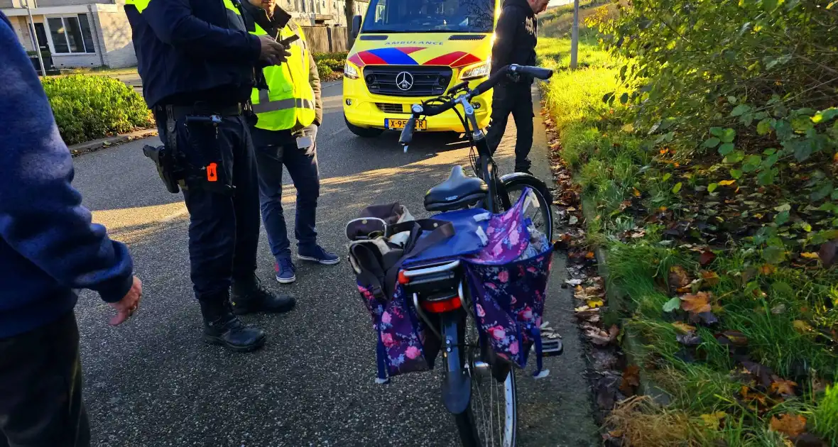 Dame op ebike gewond bij aanrijding met automobilist - Foto 3