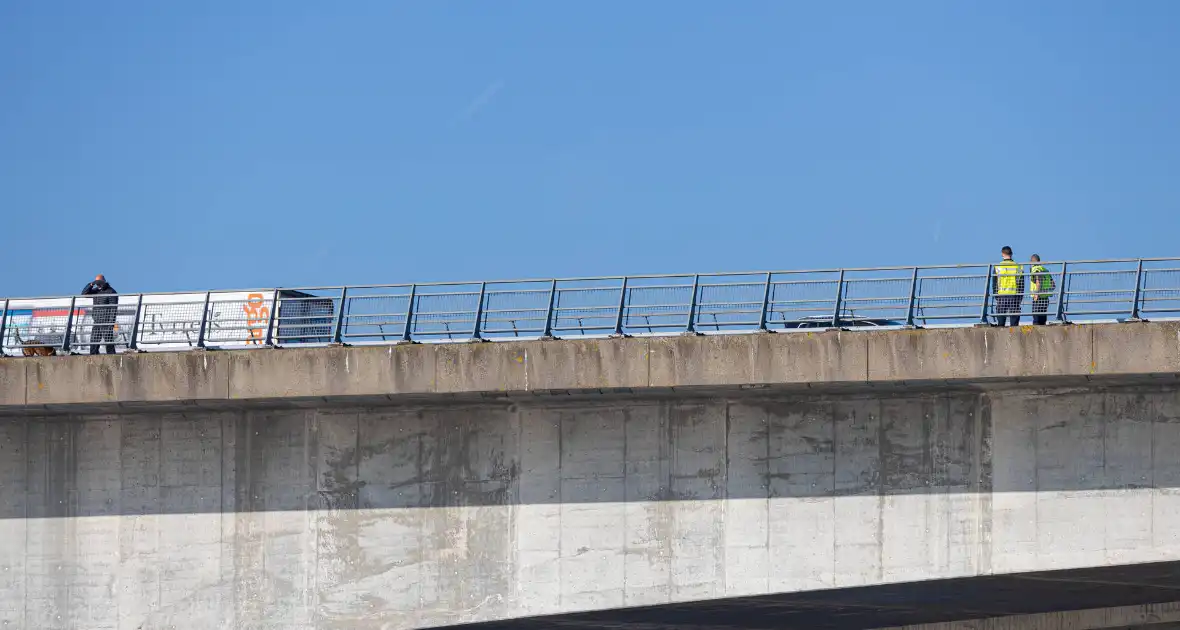 Snelweg deels afgesloten wegens politieonderzoek - Foto 13