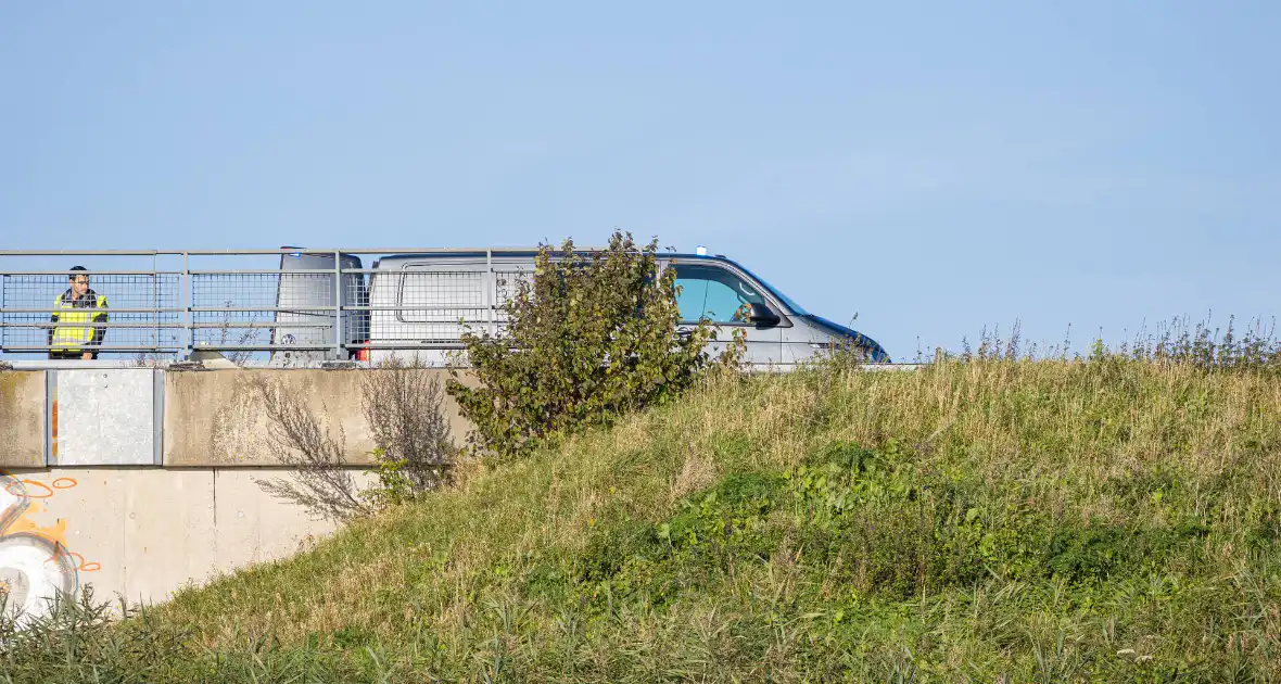 Snelweg deels afgesloten wegens politieonderzoek - Foto 9