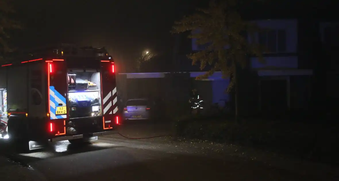 Brandweer blust brand in keuken, bewoner nagekeken - Foto 5