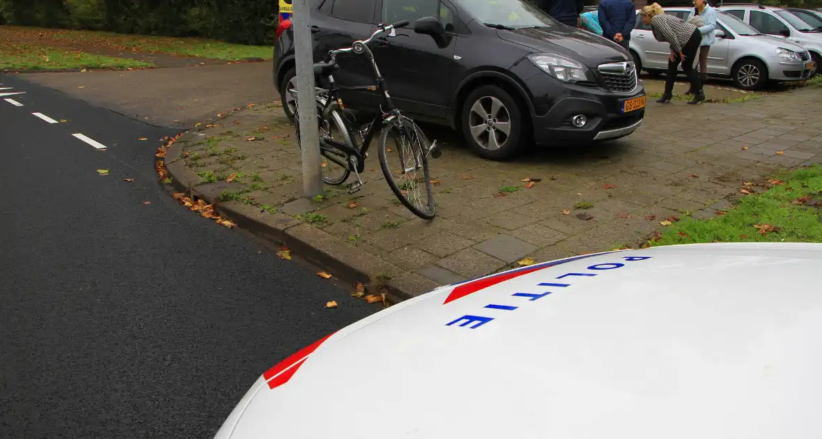 Fiets loopt slag in wiel op bij aanrijding - Foto 3