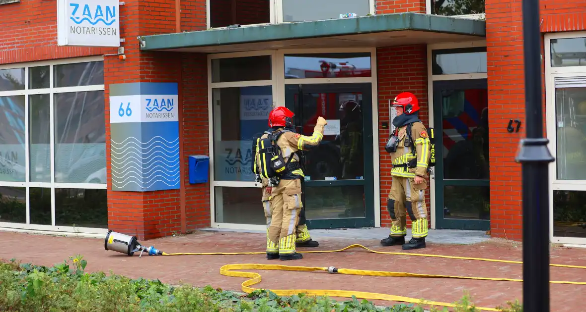 Brand tijdens werkzaamheden in bedrijfsgebouw - Foto 6