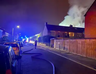 Bewoner overleden bij uitslaande brand in rijtjeshuis