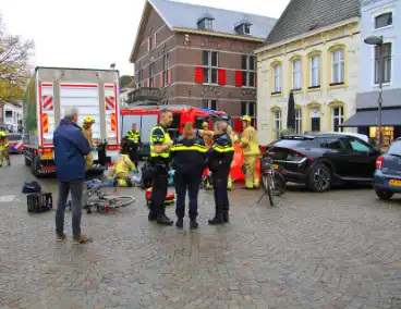 Meisje ernstig gewond bij aanrijding, traumateam opgeroepen