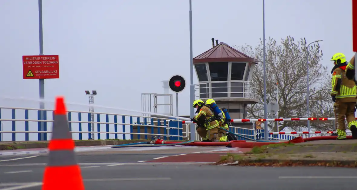 Restaurant verwoest door brand in haven - Foto 1