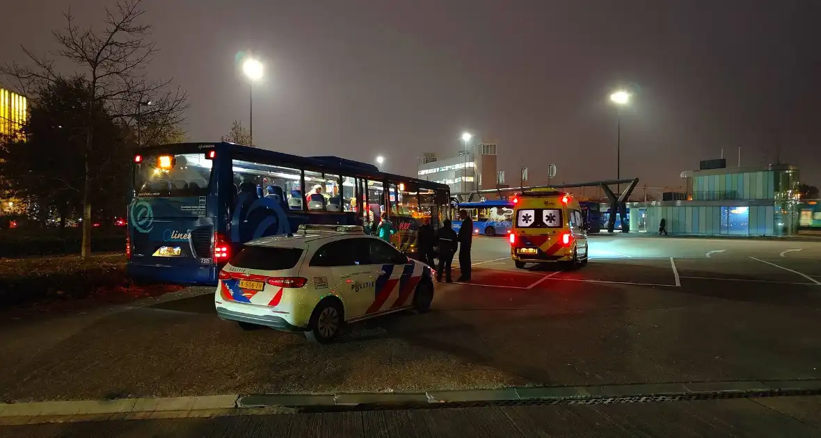 Meerdere personen in lijnbus gecontroleerd