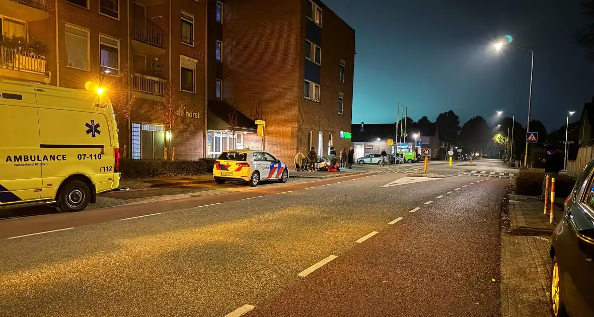 Voetganger op trottoir aangereden door fietser - Foto 4