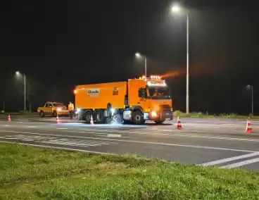 Betonwagen verliest lading