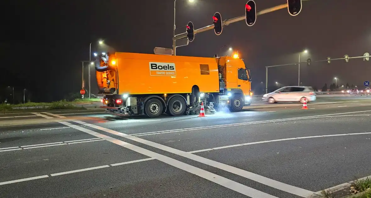 Betonwagen verliest lading - Foto 4