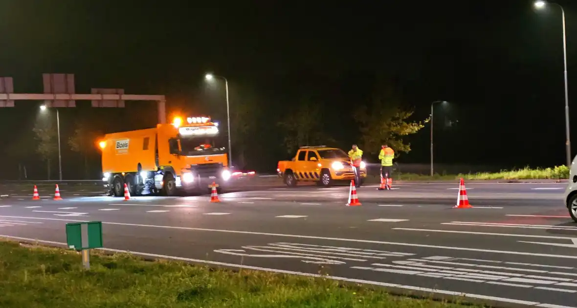 Betonwagen verliest lading - Foto 6