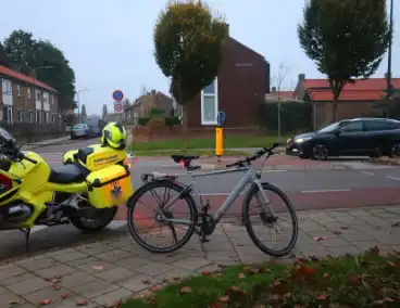 Botsing tussen een fietser en bestelbus