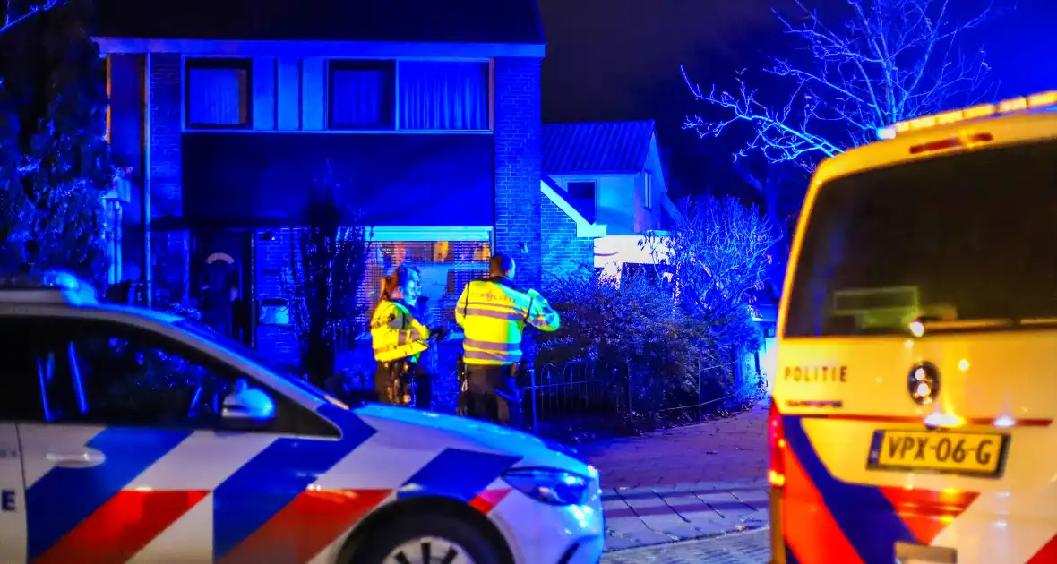 Gewonde na steekpartij, politie zoekt dader - Foto 1