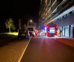 Politie onderzoekt oorzaak brand in geparkeerde bakwagen