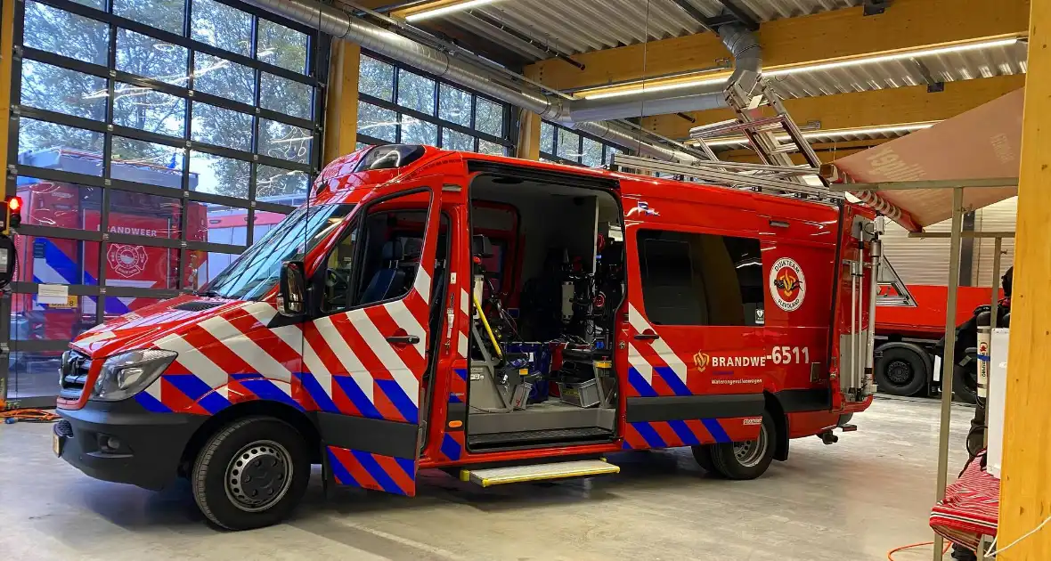 Nieuwe brandweerkazerne officieel geopend - Foto 4