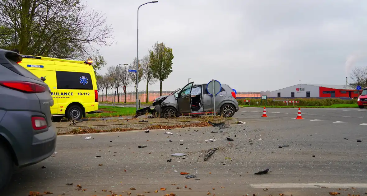 Ravage en drie gewonden bij aanrijding op beruchte kruising - Foto 7