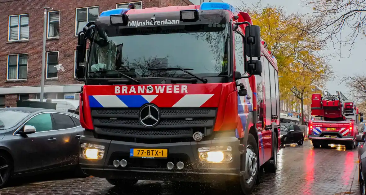 Veel zwarte rook in woning, kind nagekeken - Foto 3