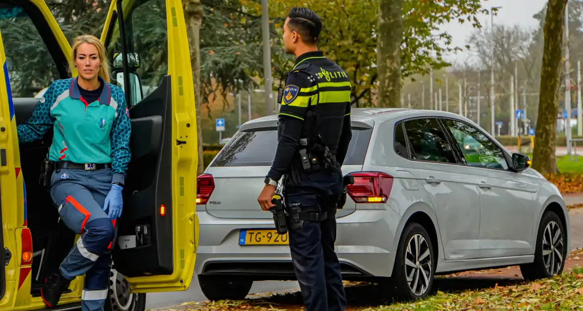 Bezorger op fatbike aangereden door automobilist - Foto 1