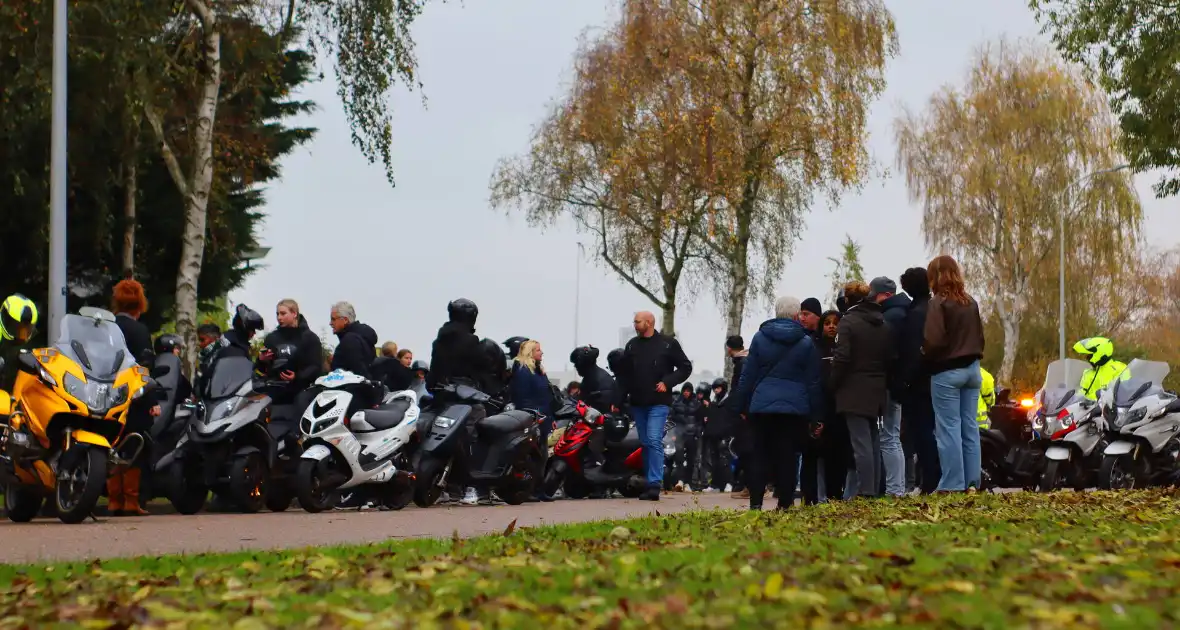 Ride out voor overleden scooterrijder van 18 - Foto 3