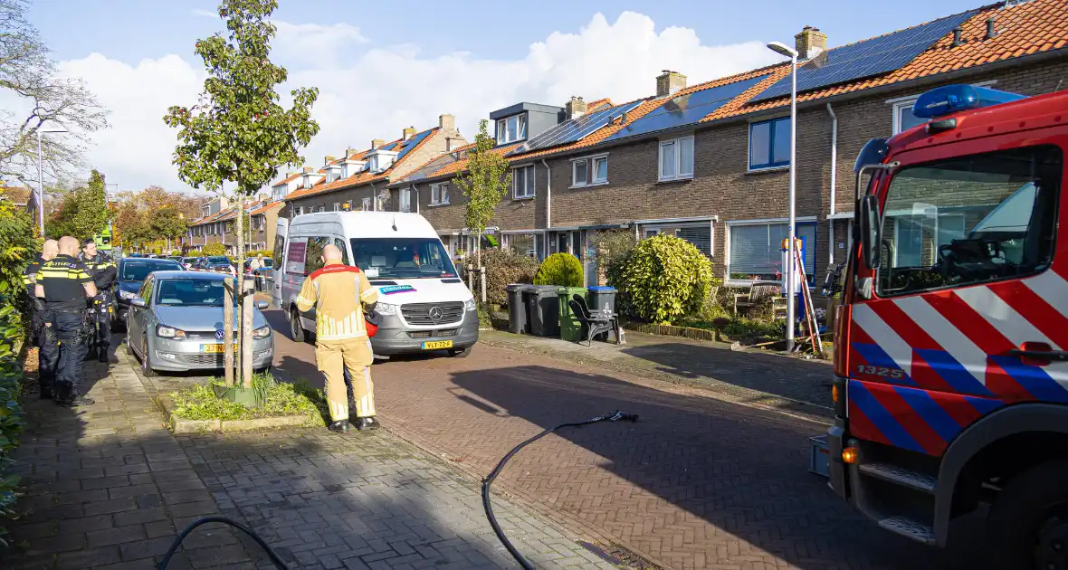 Gasleiding geraakt tijdens werkzaamheden in tuin - Foto 3