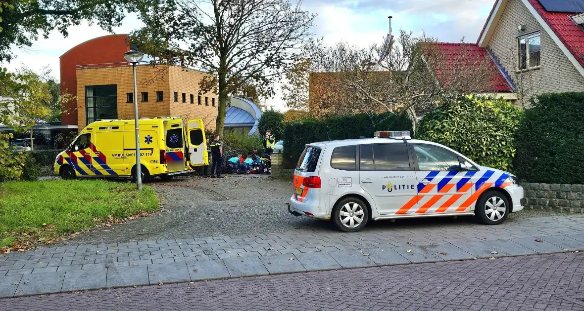 Brandweer assisteert bij medisch incident op straat